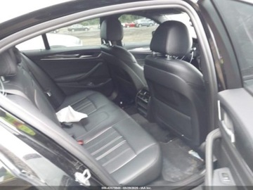 BMW Seria 5 G30-G31 2019 BMW Seria 5 2019 BMW 530E XDRIVE IPERFORMANCE 2.0 Benzyna 180KM, zdjęcie 13