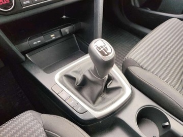 Kia XCeed Crossover Facelifting 1.5 T-GDi 160KM 2024 Kia XCeed Salon PL 1,5 T 160 KM Wersja M manual 1.5 Benzyna 160KM, zdjęcie 14