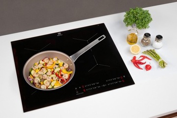 ELECTROLUX EIT61443B Индукционная варочная панель SLIM-FIT