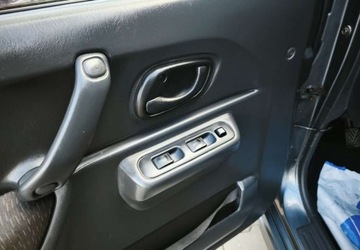 Suzuki Jimny III Standard 1.5 TD 86KM 2006 Suzuki Jimny Suzuki Jimny 1.5 JLX Comfort diesel 1.5 Diesel 86KM, zdjęcie 8