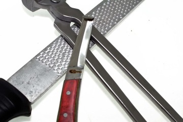 ПРОФЕССИОНАЛЬНЫЙ КОМПЛЕКТ ДЛЯ КОРРЕКЦИИ КОПЫТ