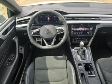 Volkswagen Arteon Fastback Facelifting 2.0 TDI SCR 150KM 2021 Volkswagen Arteon R-LINE Shooting Brake 2.0 TDI DSG Salon Polska, Zamiana, zdjęcie 11