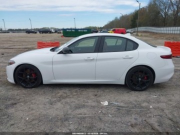 Alfa Romeo Giulia II Sedan Facelifting 2.0 Turbo 280KM 2020 Alfa Romeo Giulia ALFA ROMEO GIULIA SPORT RWD 2.0 Benzyna 280KM, zdjęcie 5