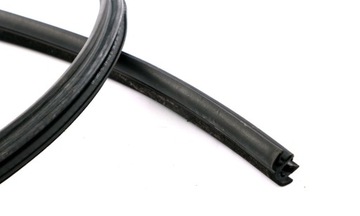 BMW E92 E93 Уплотнитель передней левой двери