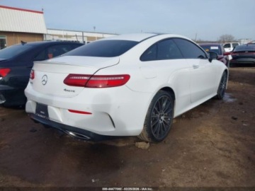 Mercedes Klasa E W213 2020 Mercedes-Benz Klasa E 2020 MERCEDES-BENZ E 450 4MATIC 3.0 Benzyna 362KM, zdjęcie 4