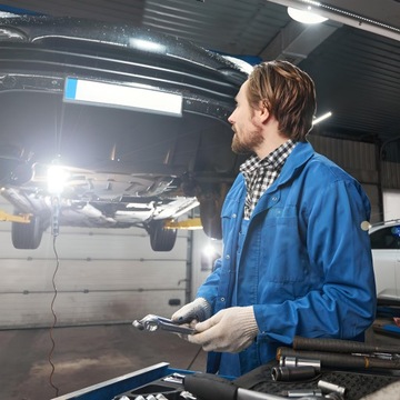 СВЕТИЛЬНИК ДЛЯ МАСТЕРСКОЙ 25 СВЕТОДИОДНЫХ КАНАЛЬНЫХ КРЮЧКОВ, МАГНИТ 245В