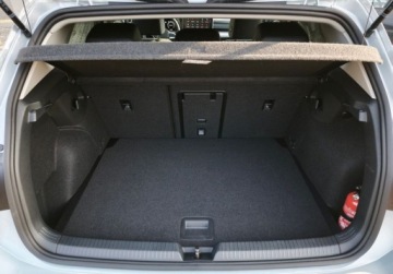 Volkswagen Golf VIII Hatchback 1.5 TSI EVO 150KM 2024 Volkswagen Golf Life Pakiety, ACC, Podgrzewane fotele, Kamera, Bezwypadko, zdjęcie 8