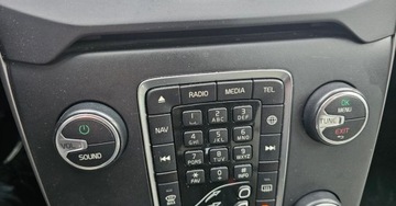 Volvo V40 II Hatchback Facelifting 2.0 D2 120KM 2018 Volvo V40 2018 r. Full LED SKORA nawigacja 2.0 Diesel 120KM, zdjęcie 8