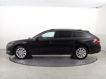 Skoda Superb III Kombi 2.0 TDI 190KM 2017 Skoda Superb 2.0 TDI, Salon Polska, 187 KM, zdjęcie 2
