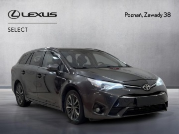 Toyota Avensis III Wagon Facelifting 2015 2.0 D-4D 143KM 2017 Toyota Avensis 2.0 D-4D Premium III (2009-) Toyota, zdjęcie 7