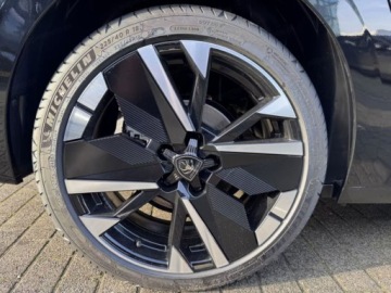 Peugeot 308 III SW 1.5 BlueHDi 130KM 2025 Od ręki - GT EAT8 1.5 BlueHDi 130KM / Pakiet Bezpieczeństwo, zdjęcie 10