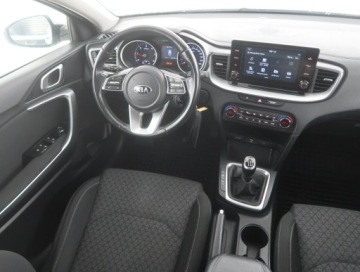 Kia Ceed III Kombi 1.6 CRDi 115KM 2019 Kia Ceed 1.6 CRDi, Salon Polska, Serwis ASO, zdjęcie 6