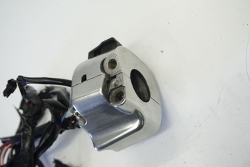 Yamaha XV 1900 Midnight Star 06-13 Правый переключатель