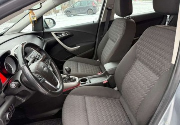 Opel Astra J GTC 1.7 CDTI ECOTEC 130KM 2013 Opel Astra Opel Astra 1.7 CDTI DPF Active 1.7 Diesel 130KM, zdjęcie 6