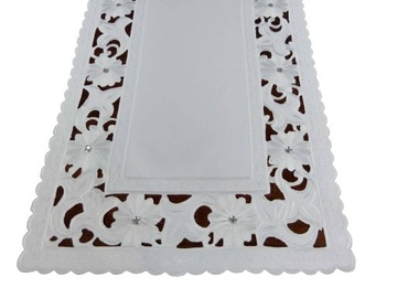 Bieżnik haftowany z syminkami 60x120 KREM