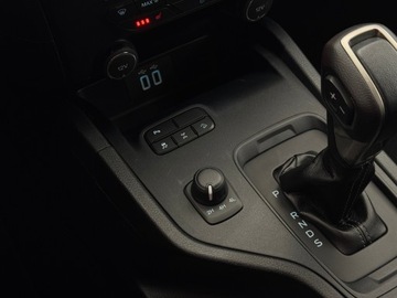 Ford Ranger V Podwójna kabina Facelifting 2019 2.0 EcoBlue 213KM 2022 Ford Ranger Limited / 4x4 / Hak / Kamera cofania /, zdjęcie 24