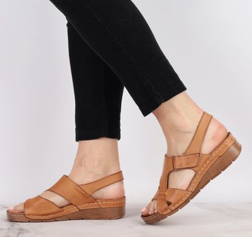 Brązowe sandały damskie na rzep komfortowe ze skóry naturalnej ROZ. 36