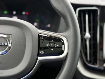 Volvo XC60 II Crossover Plug-In Facelifting 2.0 T6 350KM 2024 Volvo XC 60 T6 Plug-In | AWD | Plus Dark | FV23% |, zdjęcie 8