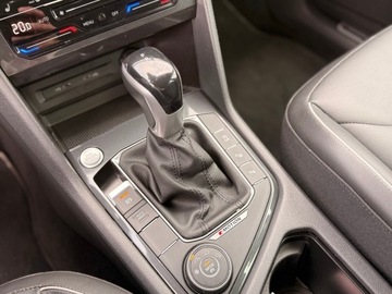 Volkswagen Tiguan II SUV Facelifting 2.0 TSI 190KM 2022 Volkswagen Tiguan 2.0TSI 190KM ACC 4x4 SalonPL Ele, zdjęcie 28