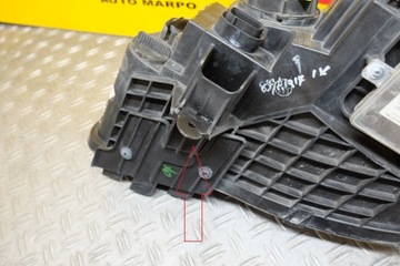 CHRYSLER 300 300C 2011- SVĚTLOMET SVĚTLO XENON R ČERNÁ USA