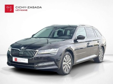 Skoda Superb III Kombi Facelifting 2.0 TDI SCR 150KM 2023 Skoda Superb 2.0TDI 150KM DSG Style Matrix Kamera Kessy Nawigacja smartlin