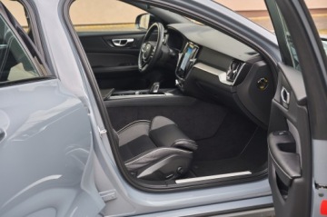 Volvo S60 III 2022 R-DESIGN__ 5 SZTUK W OFERCIE, zdjęcie 23