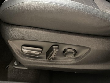 Toyota C-HR II SUV 1.8 Hybrid 140KM 2024 Toyota C-HR 1.8 Hybrid Executive Toyota C-HR 1.8 E, zdjęcie 21