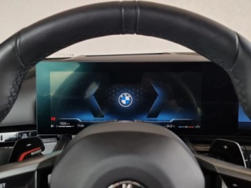 BMW Seria 5 G90-91 Touring 2.0 520d 197KM 2024 BMW Seria 5 Touring 520d Sport Combi 2.0 (197KM) 2024, zdjęcie 5