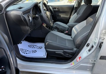 Toyota Auris II Touring Sports Facelifting 1.33 Dual VVT-i 99KM 2017 Toyota Auris salon Polska, serwis ASO Toyota, rok Gwarancja 1.3 Benzyna, zdjęcie 8