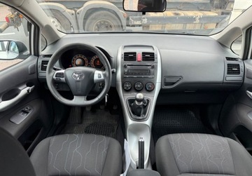 Toyota Auris II Hatchback 5d Dual VVT-i 100 99KM 2013 Toyota Auris 1.3i Salon PL Extra stan 1.3 Benzyna 99KM, zdjęcie 7