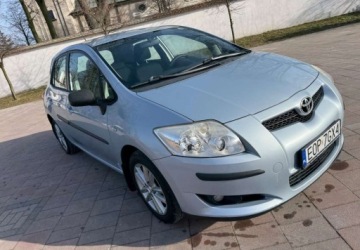 Toyota Auris I Hatchback 1.6 i 16V VVT-i 124KM 2008 Toyota Auris Toyota Auris 1.6 VVT-i Prestige Start 1.6 Benzyna 124KM, zdjęcie 16