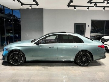 Mercedes Klasa E W214 Sedan 2.0 220d 197KM 2025 E Klasa 220 d 4-Matic AMG 2.0 (197KM) 2025, zdjęcie 2