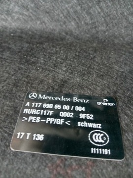 MERCEDES W117 CLA SEDAN POLIČKA ZADNÍ KUFRU