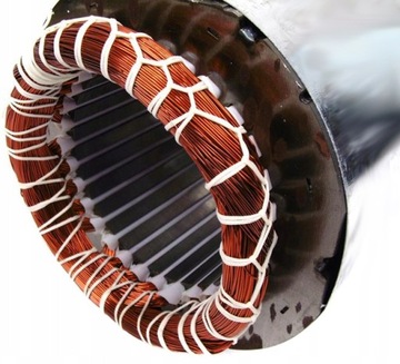 AGREGAT PRĄDOTWÓRCZY PRĄDU TAGRED 2800W AVR LCD