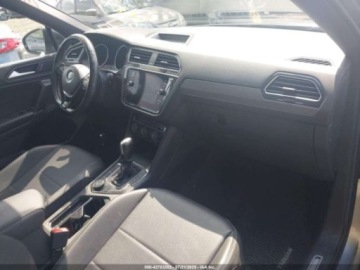 Volkswagen Tiguan II 2020 Volkswagen Tiguan 2020 r., 2,0L R-LINE BLACK 2.0 Benzyna 184KM, zdjęcie 8