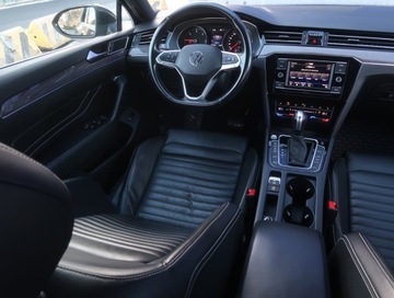 Volkswagen Passat B8 Variant Facelifting 2.0 TDI SCR 200KM 2020 VW Passat 2.0 TDI, Salon Polska, Serwis ASO, zdjęcie 6