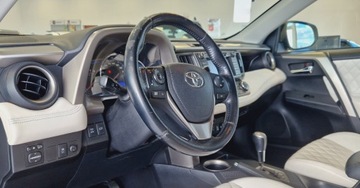 Toyota RAV4 IV MPV Valvematic 150 152KM 2014 Toyota RAV4 2.0 benzyna dobre wyposazenie, biale skory FV23 2.0 151KM, zdjęcie 4
