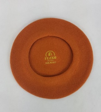 389 BERET FEZKO PALE RED 100% шерсть размер 11,5
