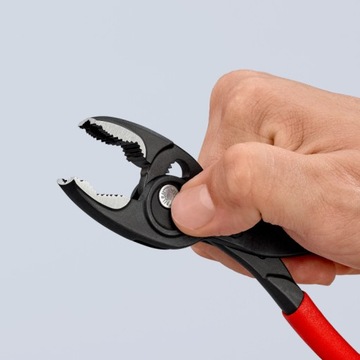 КОМБИНИРОВАННЫЕ ЩИПЦЫ KNIPEX TWINGRIP 200 MM 8201200