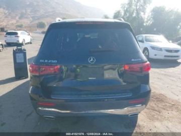 Mercedes GLB 2023 Mercedes-Benz GLB 250, 2023r., 4x4, 2.0L 2.0 Benzyna 221KM, zdjęcie 5