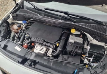 Peugeot 2008 I SUV Facelifting 1.2 PureTech 110KM 2017 Peugeot 2008 Lift SLICZNY 1.2 Benzyna 110KM Bogata Wersja ORYGINAL Zadbany, zdjęcie 15