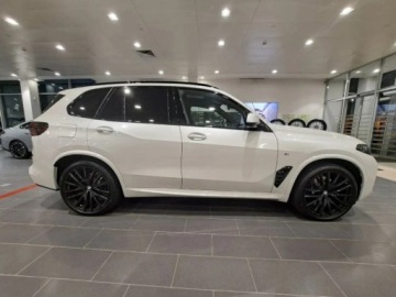 BMW X5 G05 SUV Facelifting 3.0 30d 298KM 2025 BMW X5 xDrive30d Sport Suv 3.0 (298KM) 2025, zdjęcie 4