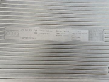 Коврики резиновые Audi A6 4F0061511 задние