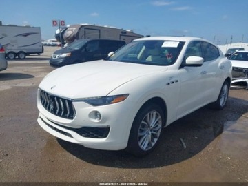 Maserati Levante 2022 Maserati Levante GT 2022, od ubezpieczalni 3.0 Benzyna 345KM, zdjęcie 1