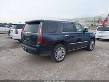 Cadillac Escalade III 2018 Cadillac Escalade 2018 Cadillac Escalade 4WD 4dr Platinum 6.2 Benzyna 420KM, zdjęcie 3