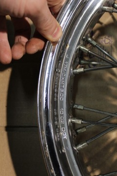 VTX 1300 VT 03-09 ОБОД ПЕРЕДНЕГО КОЛЕСА