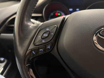 Toyota C-HR I Crossover Facelifting 2.0 Hybrid Dynamic Force 184KM 2020 Toyota C-HR 2.0 Hybrid Executive Toyota C-HR 2.0 E, zdjęcie 12