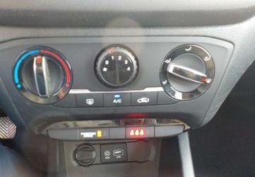 Hyundai i20 II Hatchback 5d Facelifting KAPPA 1.2 MPI 75KM 2019 Hyundai i20 Okazja 1.2 Benzyna 75KM, zdjęcie 23