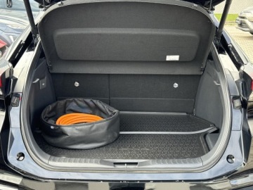 Toyota C-HR II SUV Plug-In 2.0 Hybrid Dynamic Force Plug-in  223KM 2025 Toyota C-HR 2.0 Hybrid Dynamic Force Executive Pre, zdjęcie 10