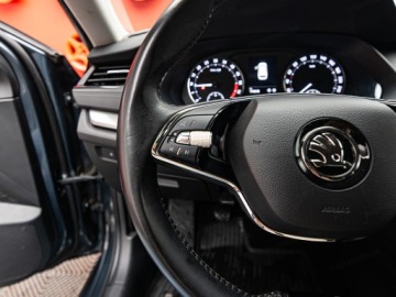 Skoda Octavia IV Kombi 2.0 TDI 115KM 2020 SKODA Octavia 2.0 TDI Ambition Combi 115KM 2020, zdjęcie 11